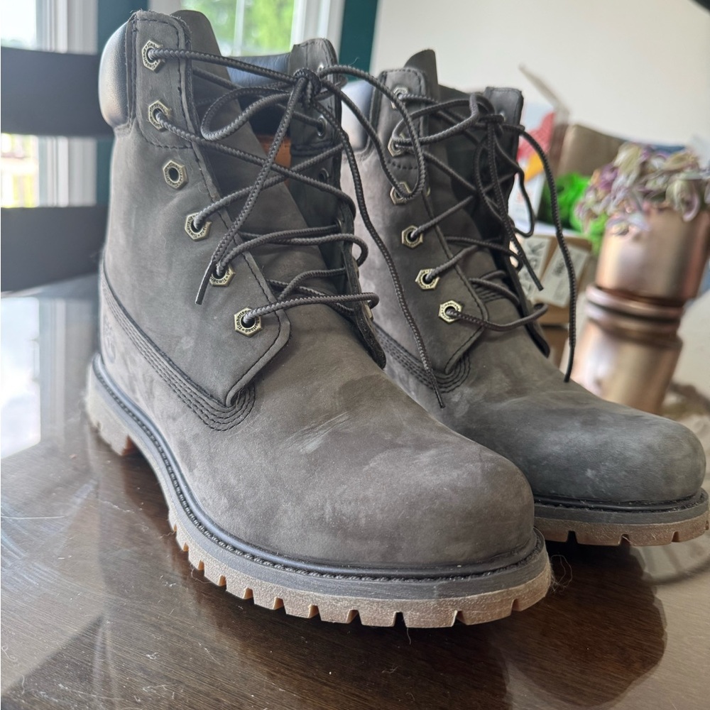 Grey Suede Women’s Timberlands